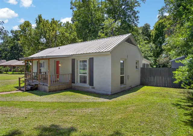 2nd image of 503 N 7th St, Crockett, TX 75835 | MLS# 82305970