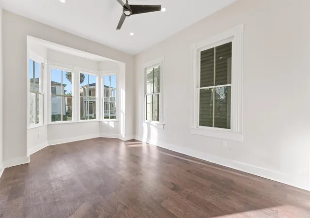 Photo 2 of Single family home for sale at 1607 Market St, Galveston, TX 77550 | MLS# 59873182 | Listing updated on 2026-08-12