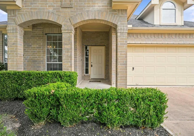 Homes for sale in League City, TX | 505 Burham Ln, League City, TX 77573 | MLS# 67734888
