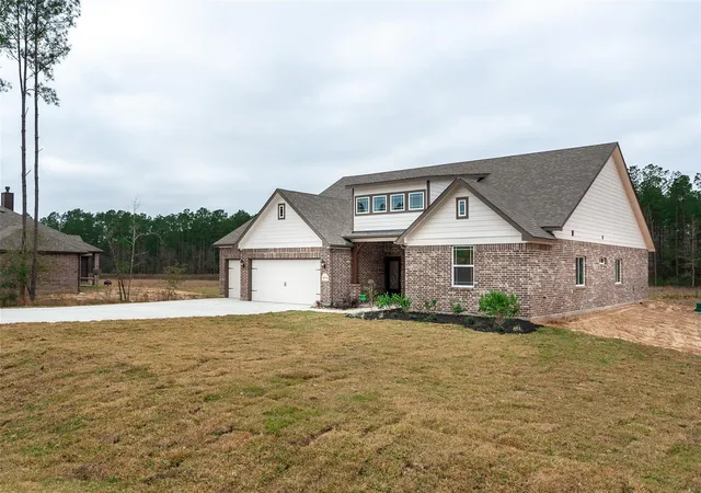 Photo 3 of Single family home for sale at 13616 Armstrong, Conroe, TX 77303 | MLS# 21084933 | Listing updated on 2026-07-18