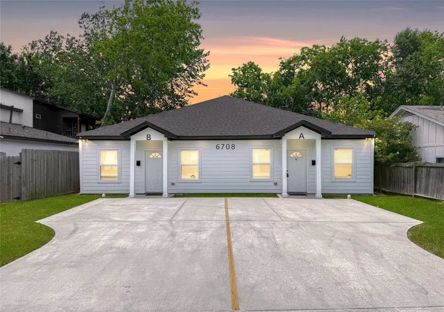 Photo 1 of Multi family home for sale at 6708 Conley St, Houston, TX 77021 | MLS# 74256903 | Listing updated on 2026-08-18