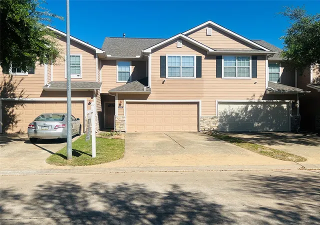 Photo 2 of Townhouse for sale at 6122 Yorktown Meadow Ln, Houston, TX 77084 | MLS# 64950558 | Listing updated on 2026-06-09