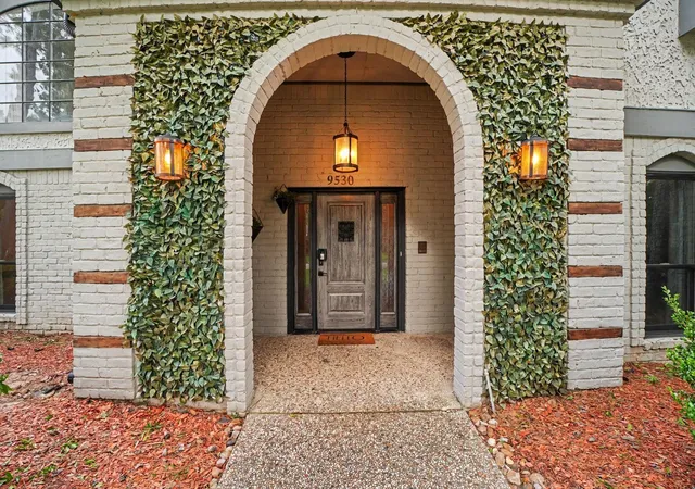Photo 3 of Single family home for sale at 9530 Arcade Dr, Spring, TX 77379 | MLS# 29267181 | Listing updated on 2026-09-22