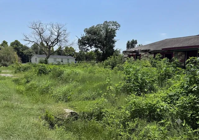Photo 4 of Sale Pending at 7115 Dallas St, Baytown, TX 77521 | MLS# 7164970 | Listing updated on 2026-09-18