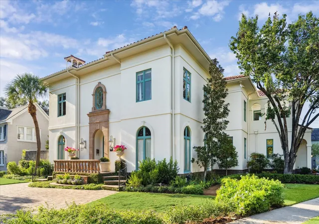 3rd image of 1804 Bolsover St, Houston, TX 77005 | MLS# 30044085