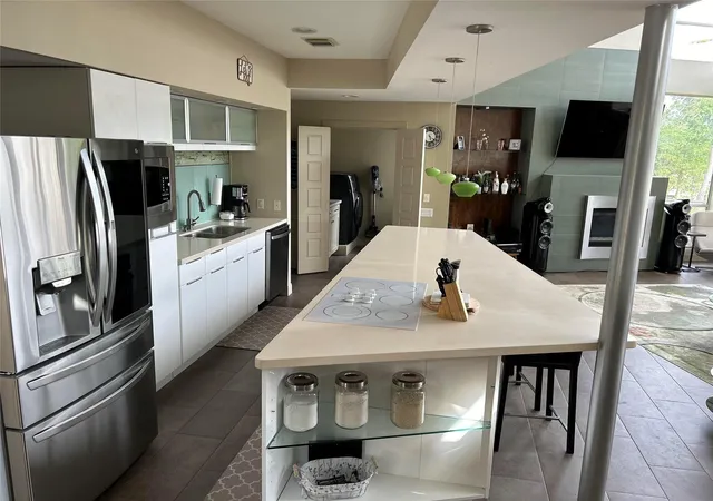 Photo 3 of Single family home for sale at 68 Edgewater Way, Pointblank, TX 77364 | MLS# 95482946 | Listing updated on 2026-09-21