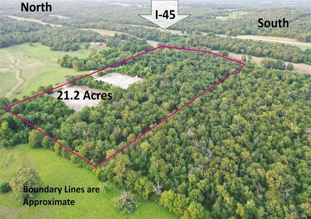 Photo 1 of Land for sale at 720 Interstate 45 S, Fairfield, TX 75840 | MLS# 94424136 | Listing updated on 2026-05-25