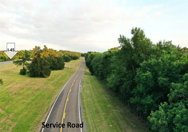 Photo 4 of Land for sale at 720 Interstate 45 S, Fairfield, TX 75840 | MLS# 94424136 | Listing updated on 2026-05-25