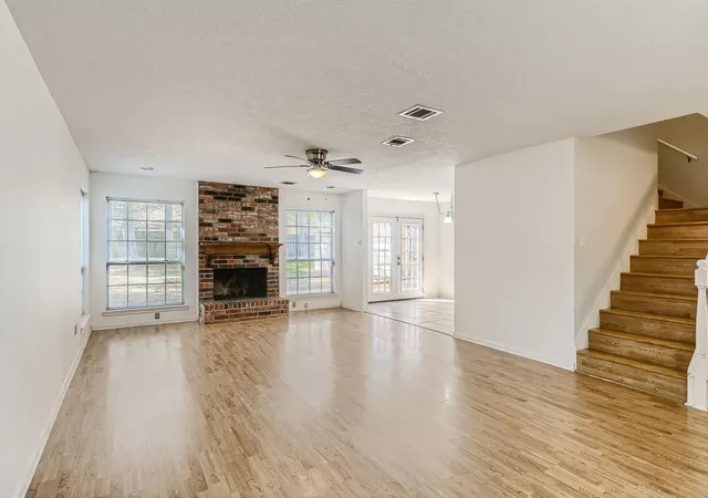 Photo 3 of Single family home for sale at 19527 Enchanted Oaks Dr, Spring, TX 77388 | MLS# 12663486 | Listing updated on 2026-09-10