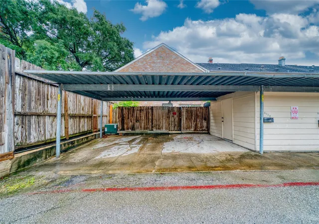2nd image of 4152 Belle Park Dr, Houston, TX 77072