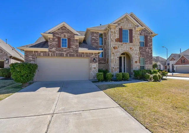 Photo 1 of Single family home for sale at 6102 Crested Song Cir, Richmond, TX 77407 | MLS# 29405016 | Listing updated on 2026-09-17