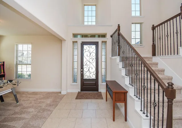 Photo 3 of Single family home for sale at 6102 Crested Song Cir, Richmond, TX 77407 | MLS# 29405016 | Listing updated on 2026-09-17