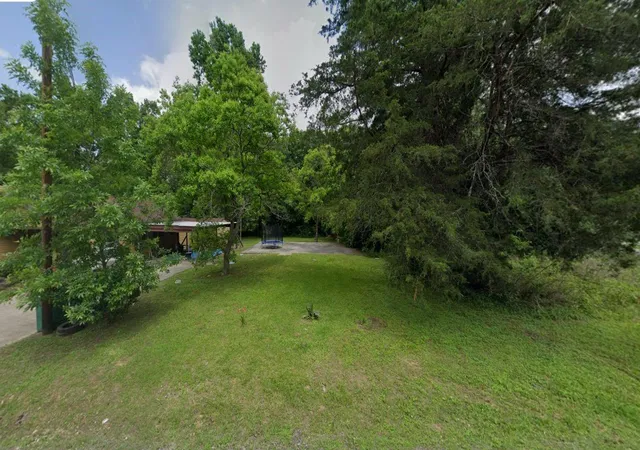 1st image of 804 N 7th St, Conroe, TX 77301 | MLS# 75733818