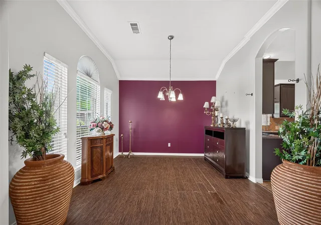 Photo 3 of Sale Pending at 10511 Whisper Blf Dr, Humble, TX 77396 | MLS# 42835721 | Listing updated on 2026-09-05