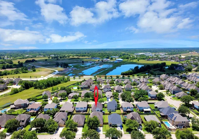 5th image of 1914 Grandoak Dr, Pearland, TX 77581 | MLS# 86183952