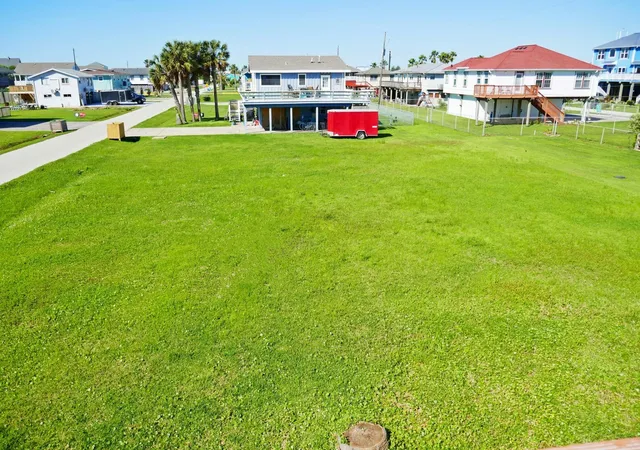 Photo 4 of Land for sale at 16522 John Davis Rd, Galveston, TX 77554 | MLS# 10134140 | Listing updated on 2026-06-08