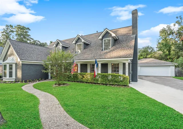 Photo 2 of Single family home for sale at 675 Stonewall Jackson Dr, Conroe, TX 77302 | MLS# 54846802 | Listing updated on 2026-08-05