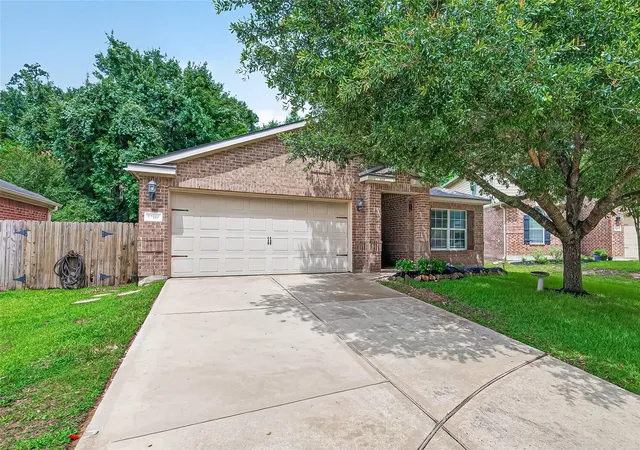 Homes for sale in Pinehurst, TX | 12114 Estelle Ln, Pinehurst, TX 77362 | MLS# 86825120