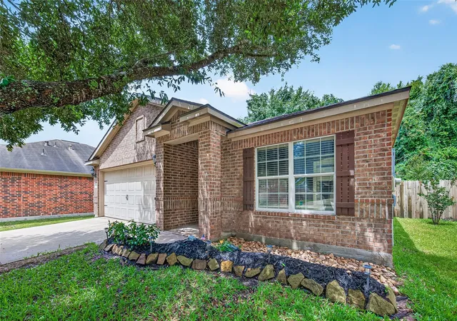 Homes for sale in Pinehurst, TX | 12114 Estelle Ln, Pinehurst, TX 77362 | MLS# 86825120