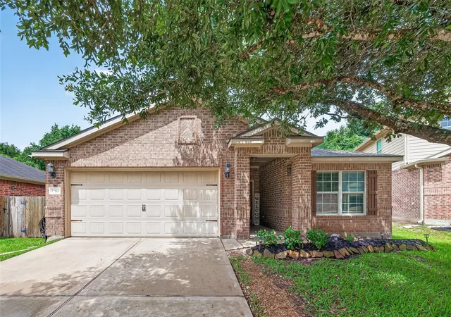 Homes for sale in Pinehurst, TX | 12114 Estelle Ln, Pinehurst, TX 77362 | MLS# 86825120