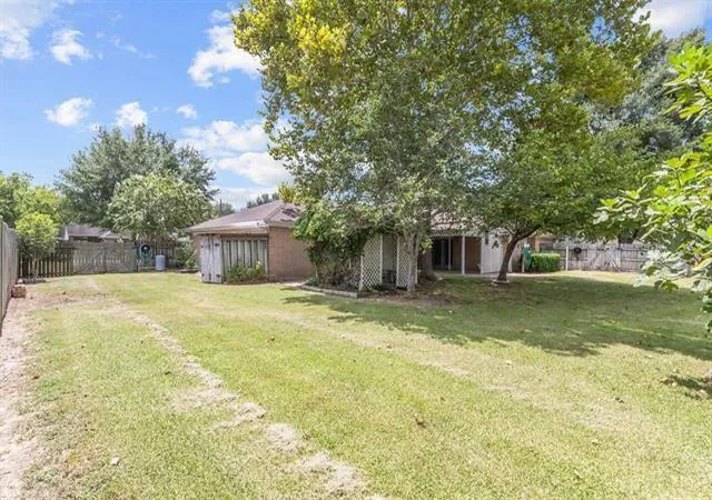35th image of 815 Hunter Ridge Ln, Nederland, TX 77627 | MLS# 74104213
