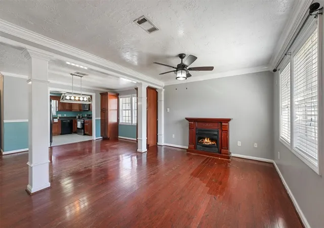 4th image of 4515 Salina St, Houston, TX 77026 | MLS# 9506788