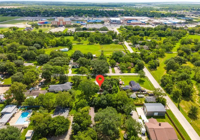 44th image of 3310 Utah Ave, Dickinson, TX 77539 | MLS# 62210818