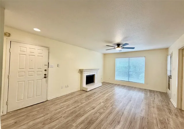 4th image of 2120 Wilcrest Dr, Houston, TX 77042