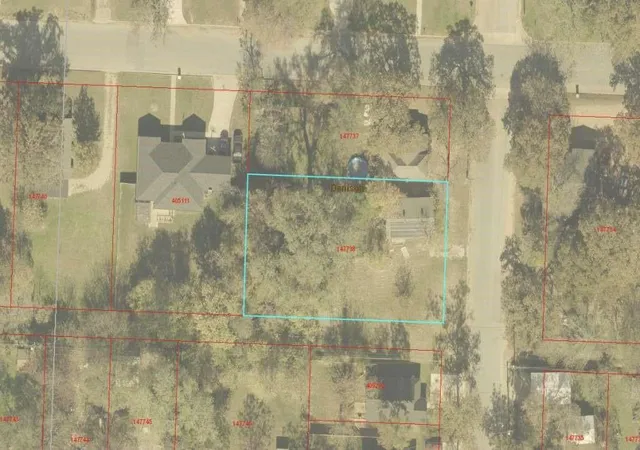 12th image of 1007 S Scullin Ave, Denison, TX 75020 | MLS# 89849409