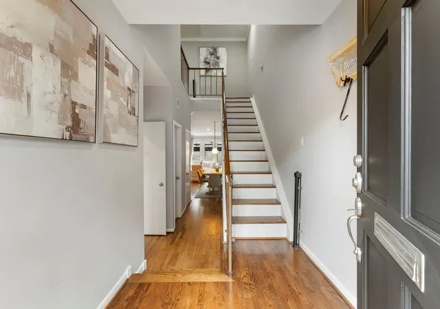 5th image of 1260 Fountain View Dr #171, Houston, TX 77057 | MLS# 92625921