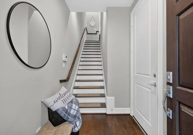 Photo 3 of Townhouse for sale at 4041 Leeland St, Houston, TX 77023 | MLS# 463537 | Listing updated on 2026-09-10