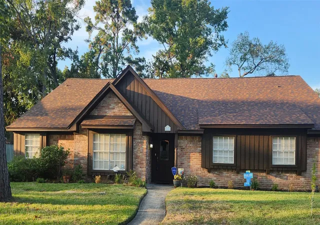 Photo 1 of Single family home for sale at 1119 Woodfield Ln, Houston, TX 77073 | MLS# 68044953 | Listing updated on 2026-09-12