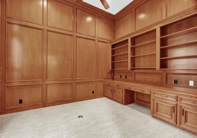 image of 611 N Hickory St, Tomball, TX 77375 | MLS# 61394539