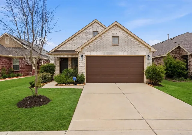 Photo 32 of Single family home for sale at 8122 Royal Breeze Dr, Cypress, TX 77433 | MLS# 83564698 | Listing updated on 2026-08-03