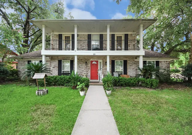 Photo 2 of Single family home for sale at 8923 Haverstock Dr, Houston, TX 77031 | MLS# 80661405 | Listing updated on 2026-08-27