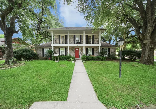 Photo 3 of Single family home for sale at 8923 Haverstock Dr, Houston, TX 77031 | MLS# 80661405 | Listing updated on 2026-08-27