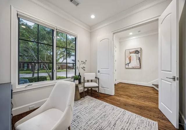 Photo 3 of Sale Pending at 4136 University Blvd, Houston, TX 77005 | MLS# 44727065 | Listing updated on 2026-09-09