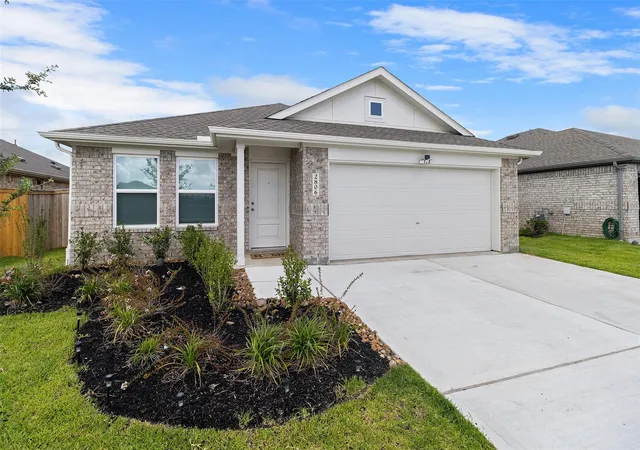 Photo 1 of Single family home for sale at 2806 Cedar Rock St, La Marque, TX 77568 | MLS# 89979284 | Listing updated on 2026-06-17