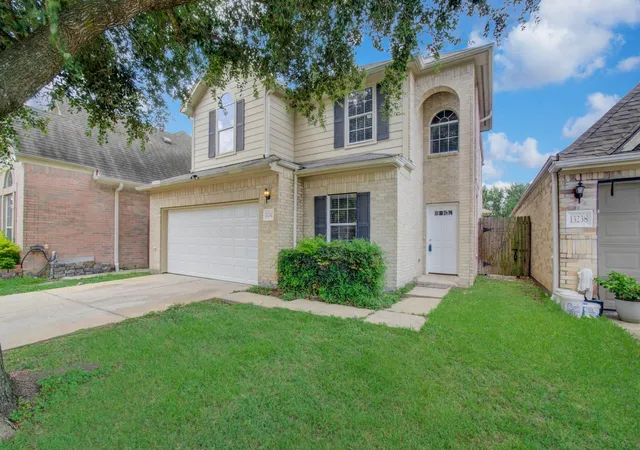 Photo 4 of Single family home for sale at 13242 Rustic Garden Dr, Houston, TX 77083 | MLS# 76005780 | Listing updated on 2026-09-03