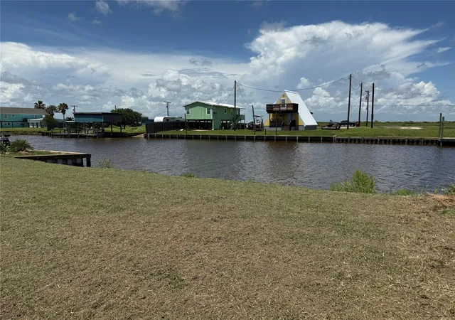 Photo 3 of Land for sale at 1279 County Rd 299, Bay City, TX 77414 | MLS# 59184843 | Listing updated on 2026-08-19