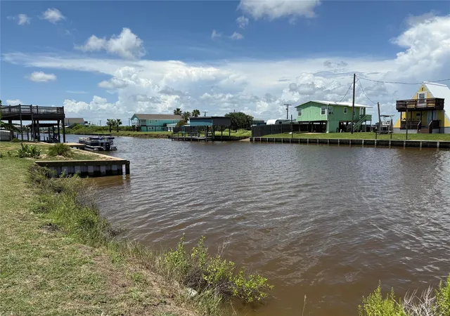 Photo 4 of Land for sale at 1279 County Rd 299, Bay City, TX 77414 | MLS# 59184843 | Listing updated on 2026-08-19