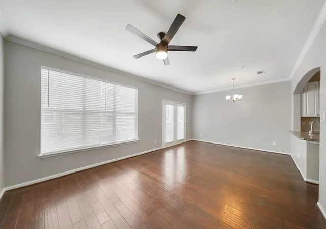 3rd image of 12707 Boheme Dr #712, Houston, TX 77024 | MLS# 47265341