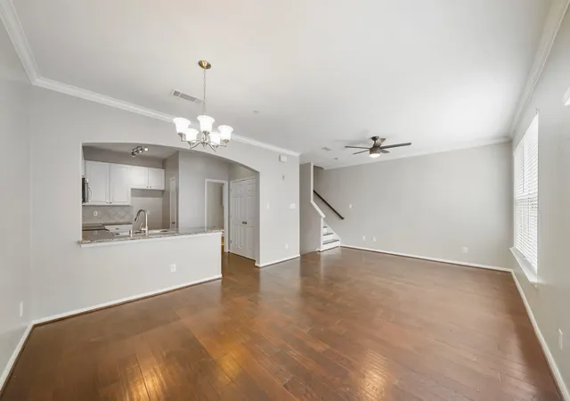 5th image of 12707 Boheme Dr #712, Houston, TX 77024 | MLS# 47265341