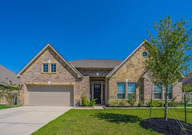Homes for sale in Mont Belvieu, TX | 11903 Oakwood Dr, Mont Belvieu, TX 77535 | MLS# 76018463