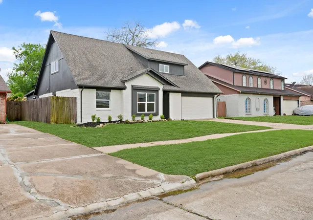 Homes for sale in Houston, TX | 7435 Neal Ridge Dr, Houston, TX 77489 | MLS# 91158418