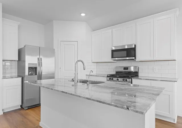 Photo 3 of Sale Pending at 1626 Knox Hl Path, Iowa Colony, TX 77583 | MLS# 4996814 | Listing updated on 2026-09-08