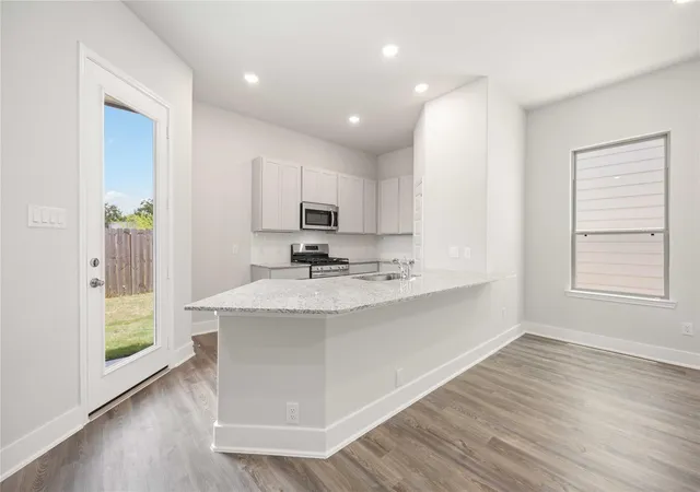3rd image of 13439 Sun Cay Dr, Houston, TX 77047 | MLS# 6351353