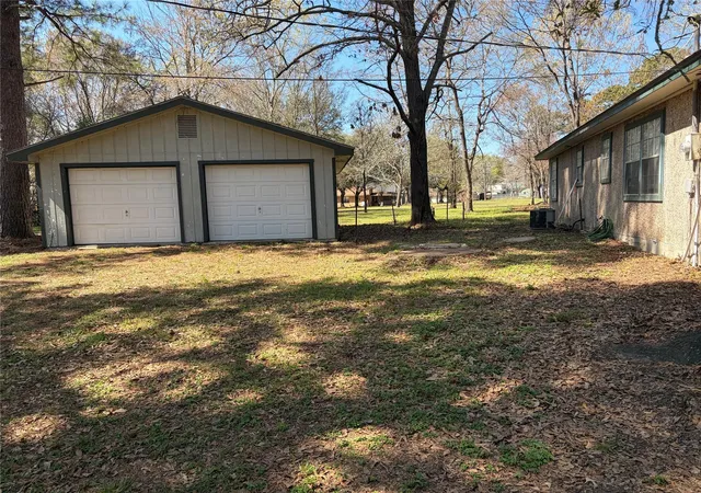 3rd image of 221 Yellowstone, Livingston, TX 77351 | MLS# 88621119