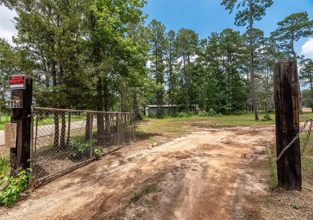 2nd image of 3130 Pine Rd, Cleveland, TX 77328 | MLS# 19673431
