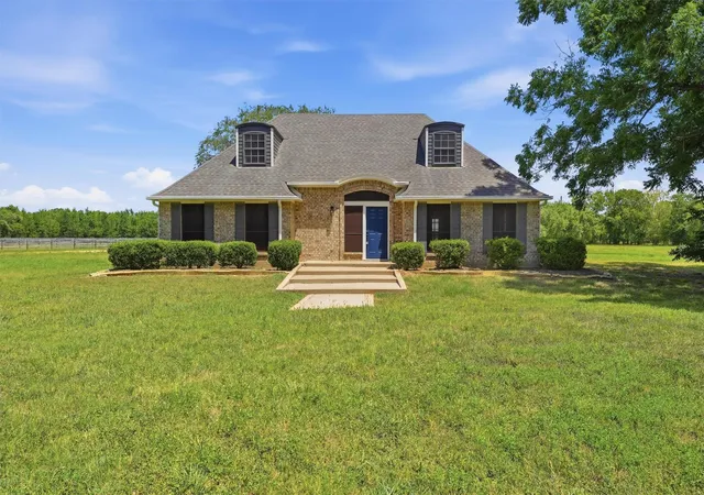 Photo 3 of Single family home for sale at 34411 Fulshear Farms, Fulshear, TX 77441 | MLS# 36877026 | Listing updated on 2026-09-19